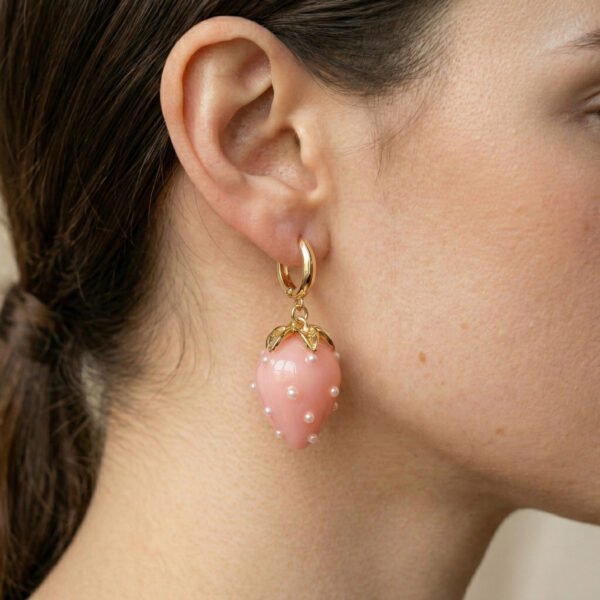 Rankų darbo auskarai „Strawberries“