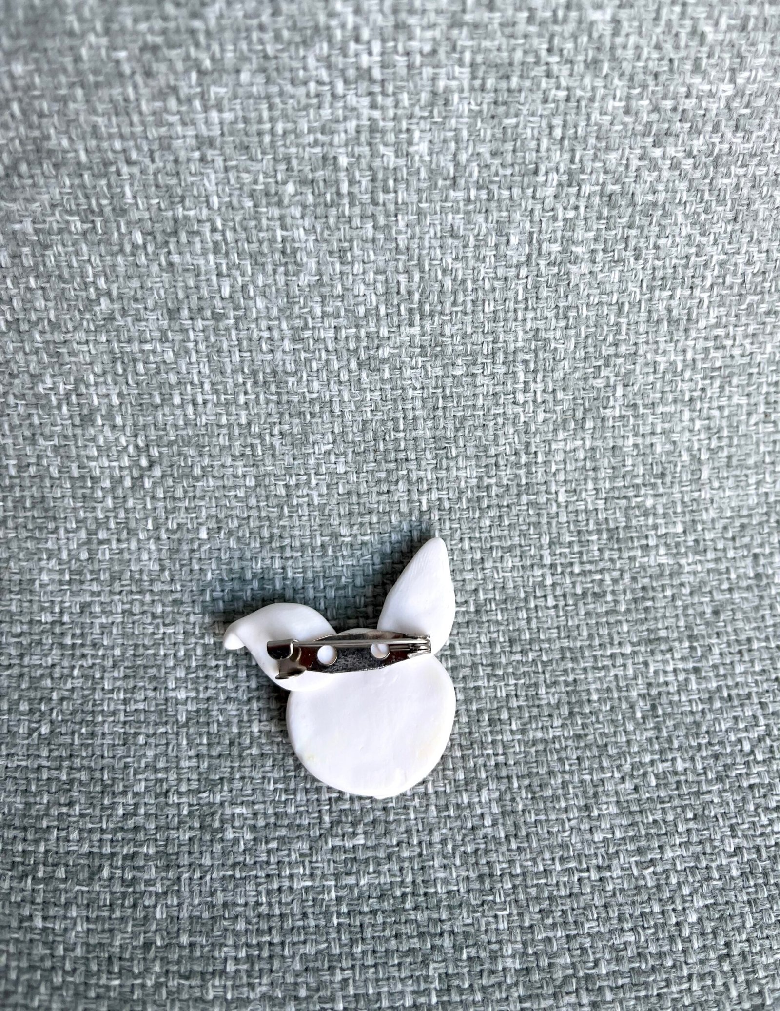 Žaisminga rankų darbo sagė „Zuikis“ - Image 4