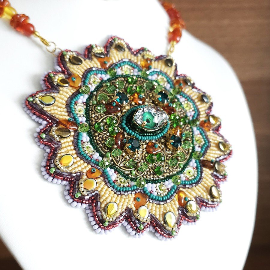 Siuvinėtas boho stiliaus vėrinys „Allseeing Eye of Nature“ - Image 2