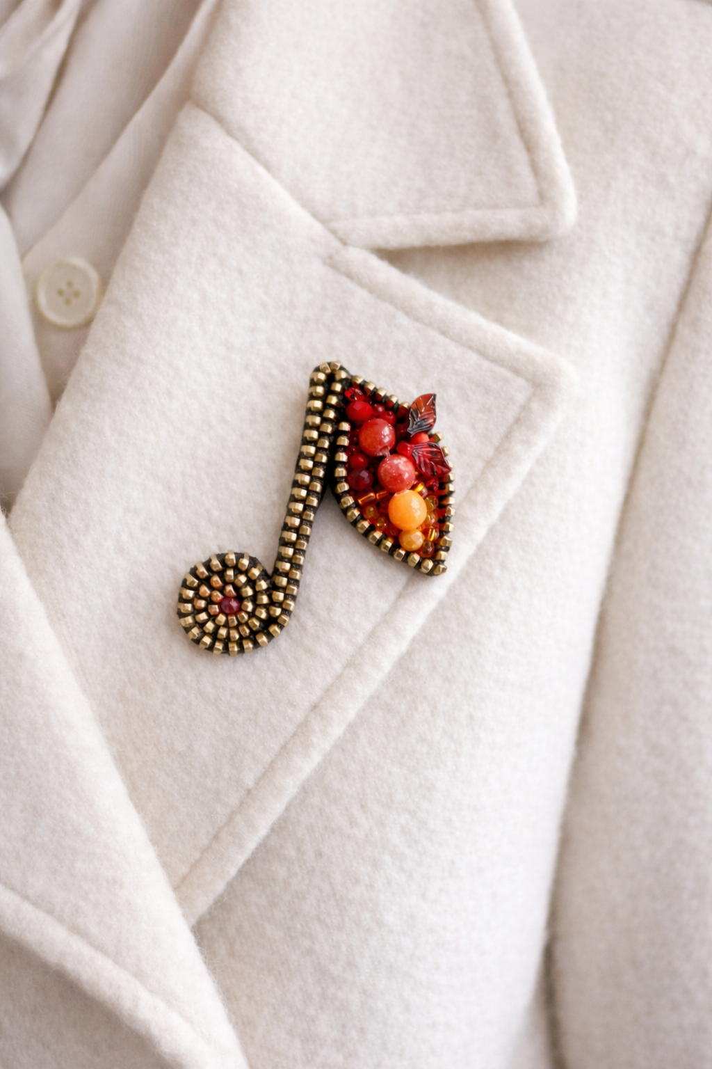 Rankų darbo muzikos natos formos sagė