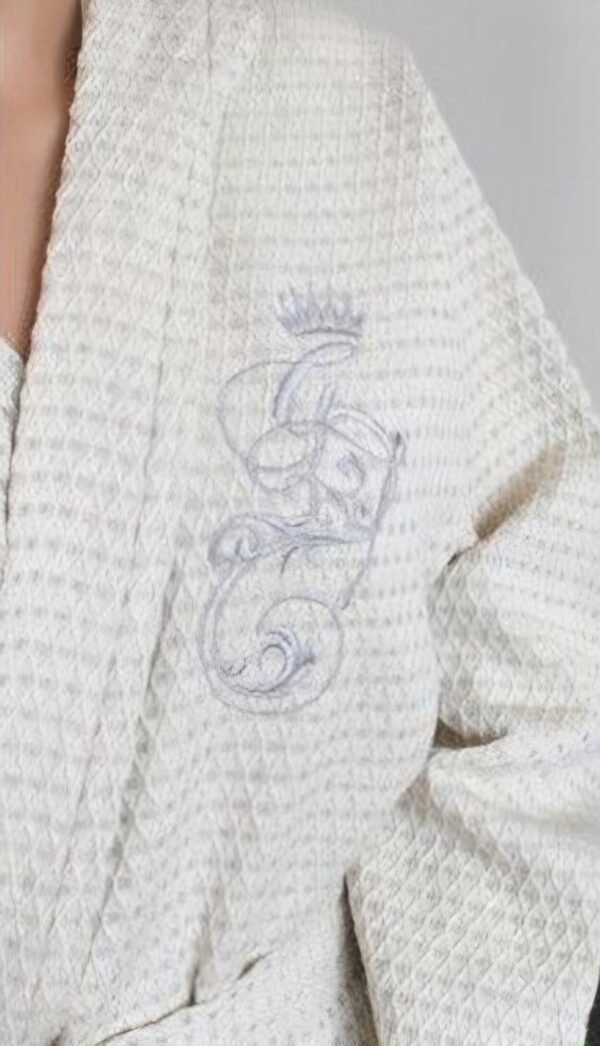 dovanos su inicialais