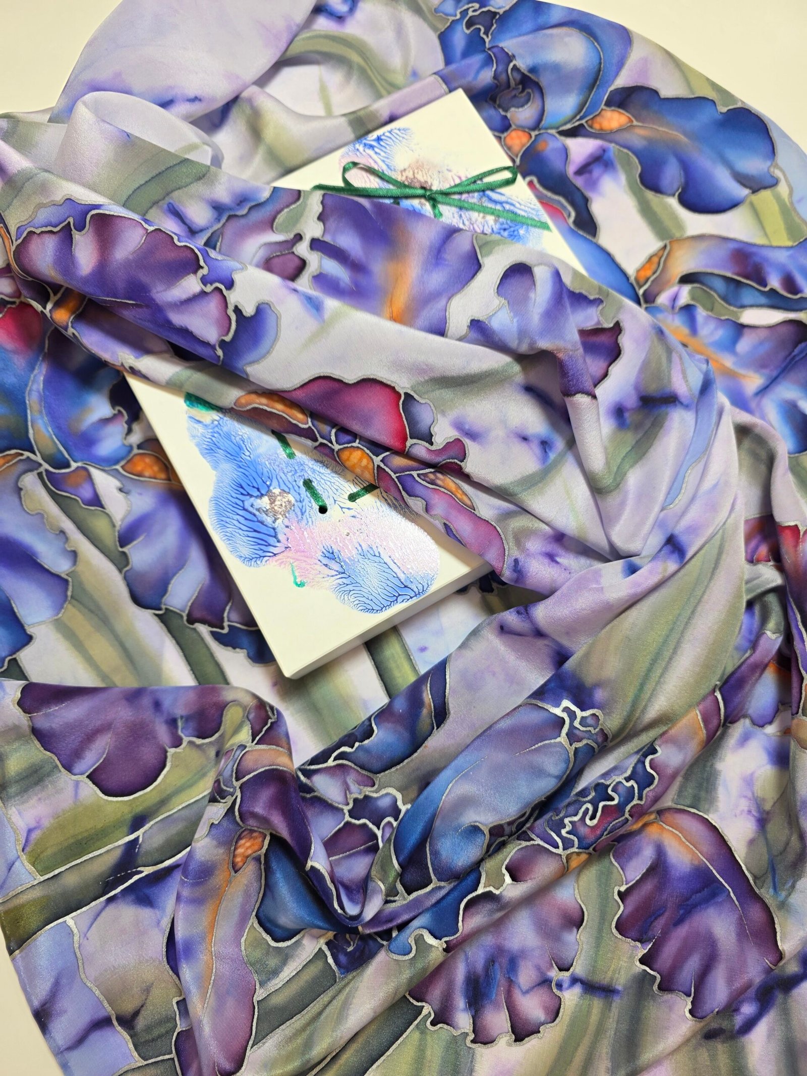 Tapytas natūralaus šilko šalis su vilkdalgiais - Image 3